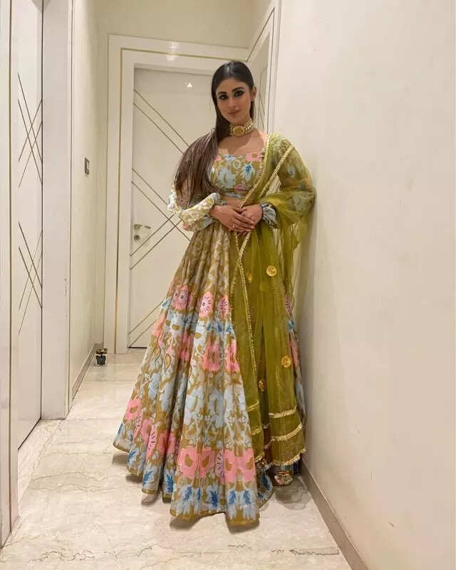 Mouni Roy is Diwali-ready in a splendid pastel multicoloured lehenga, pictures capture her festive glamour!