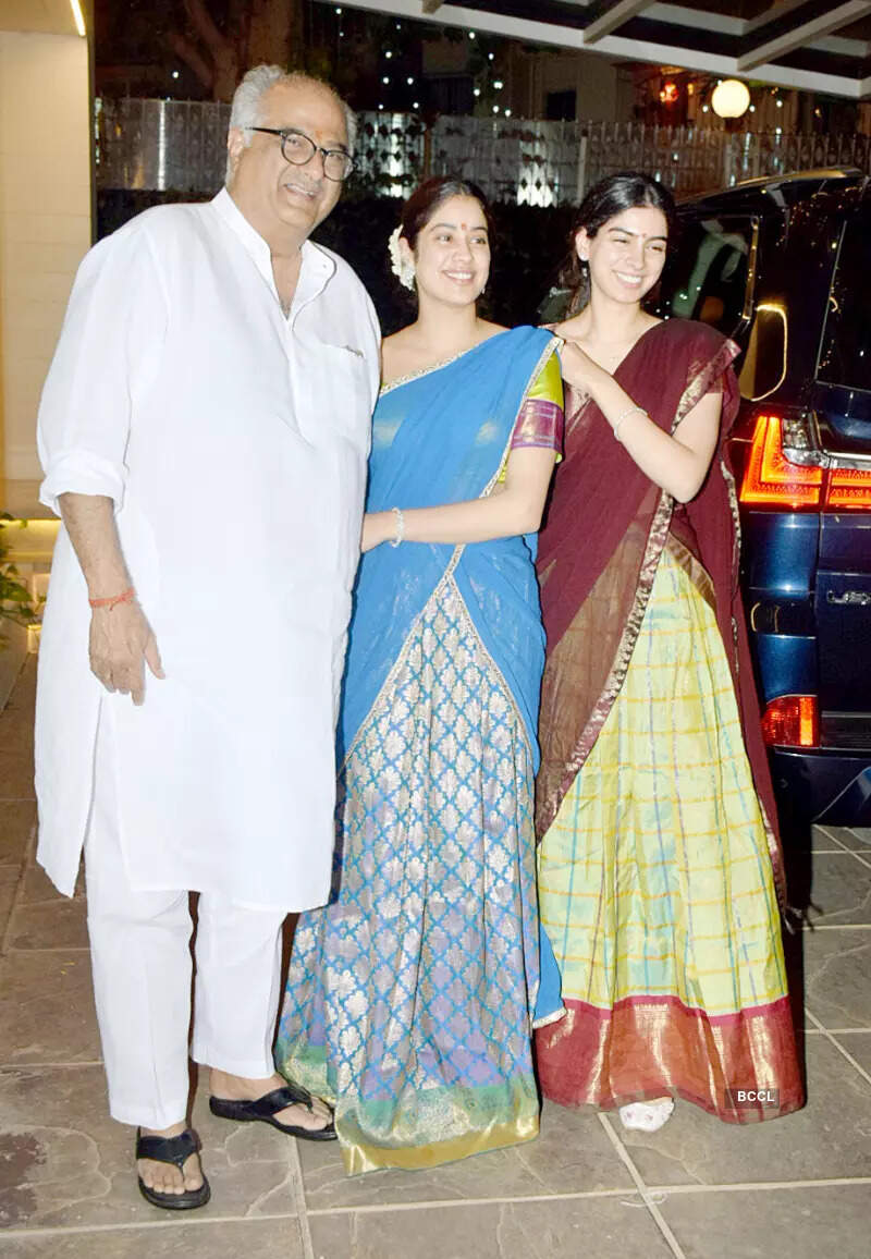 #ETimesSnapped: From Varun-Natasha to Janhvi-Khushi, paparazzi pictures of your favourite celebs