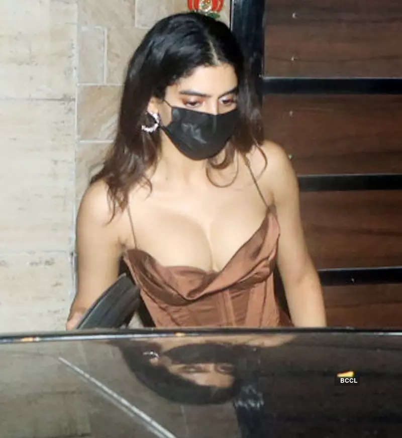 Khushi Kapoor oozes glamour in a plunging brown dress in these captivating pictures from her birthday party