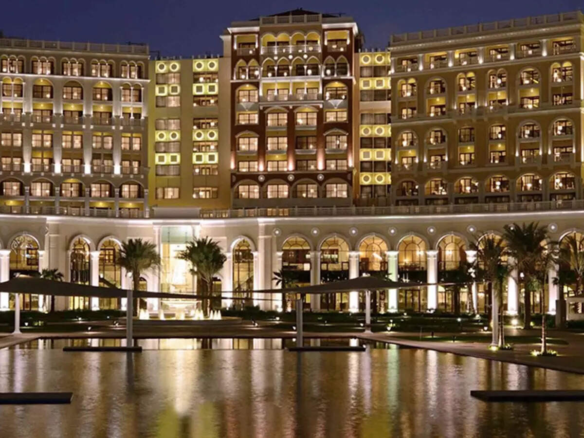 Eternal sunshine, a laid-back island life, iconic landmarks and adventure are just some reasons the ‘Time is Now’ to Visit Abu Dhabi! Eternal sunshine, a laid-back island life, iconic landmarks and adventure are just some reasons the ‘Time is Now’ to Visit Abu Dhabi!