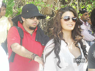 Murder 2: On the sets