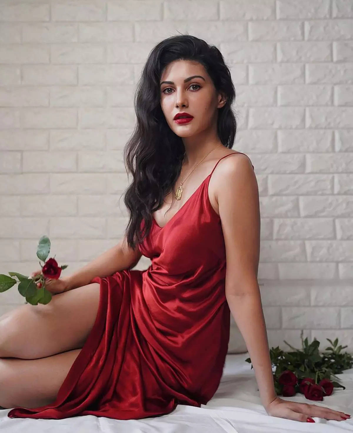 Amyra Dastur is raising temperatures with her glamorous photoshoots