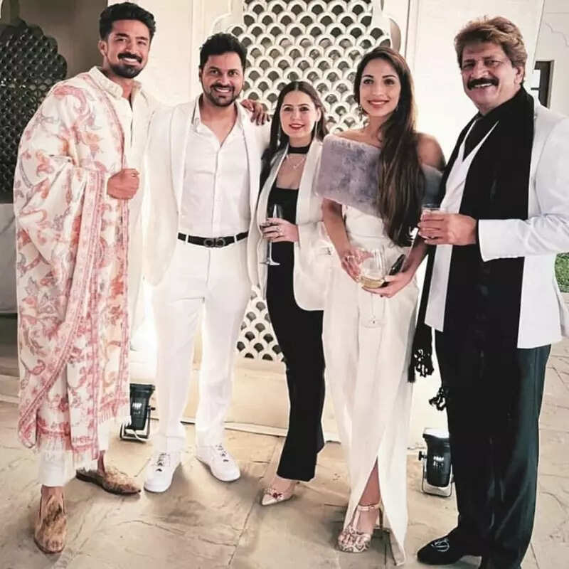 First picture of Rajkummar Rao and Patralekhaa's wedding card go viral