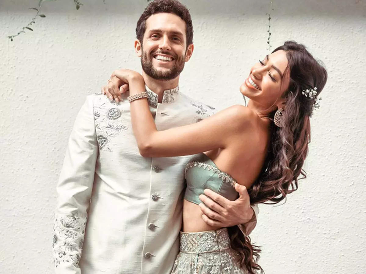 Dreamy pictures from Alanna Panday and beau Ivor McCray’s white-themed engagement party