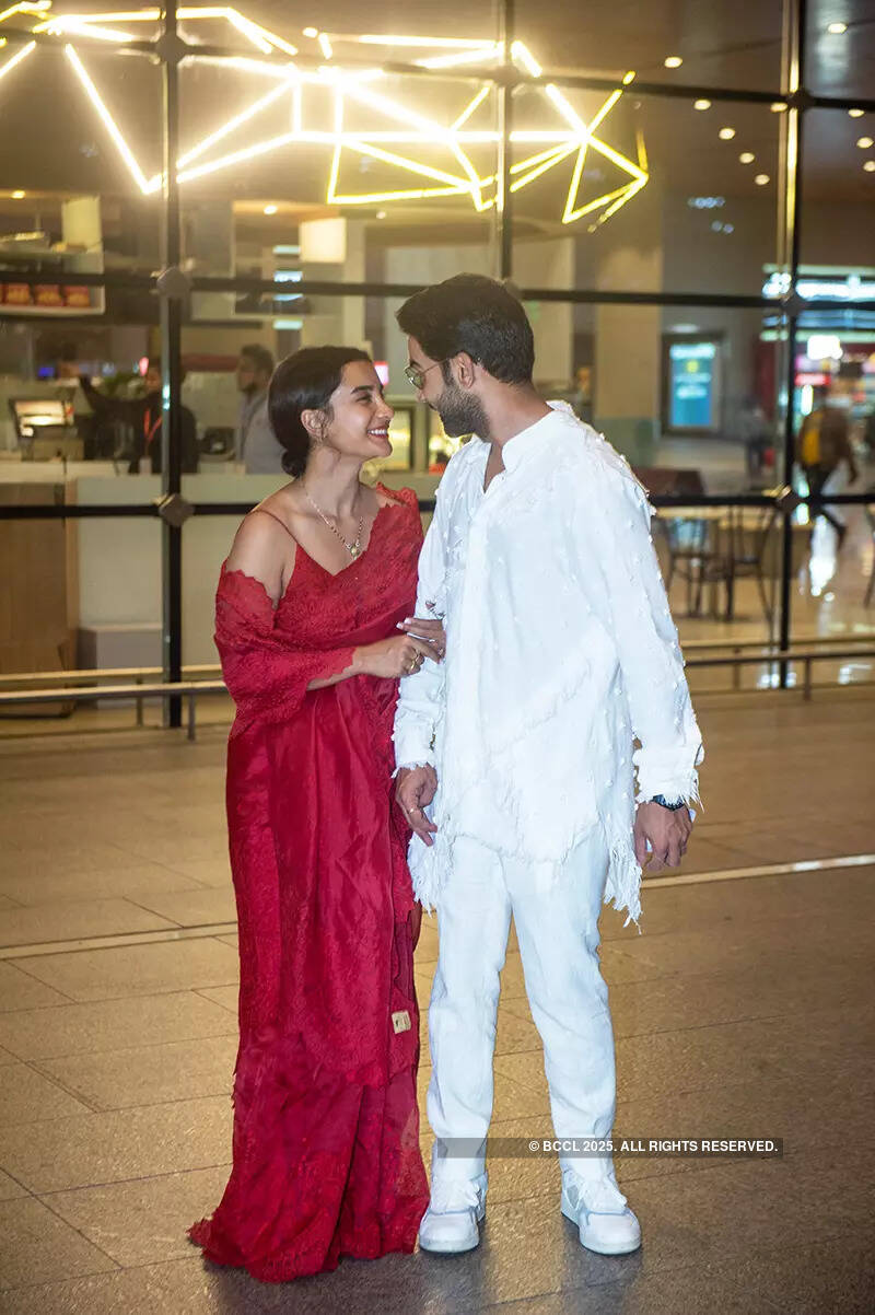 Rajkummar Rao and Patralekhaa just can&rsquo;t take their eyes off from each other in these new pictures post their dreamy wedding