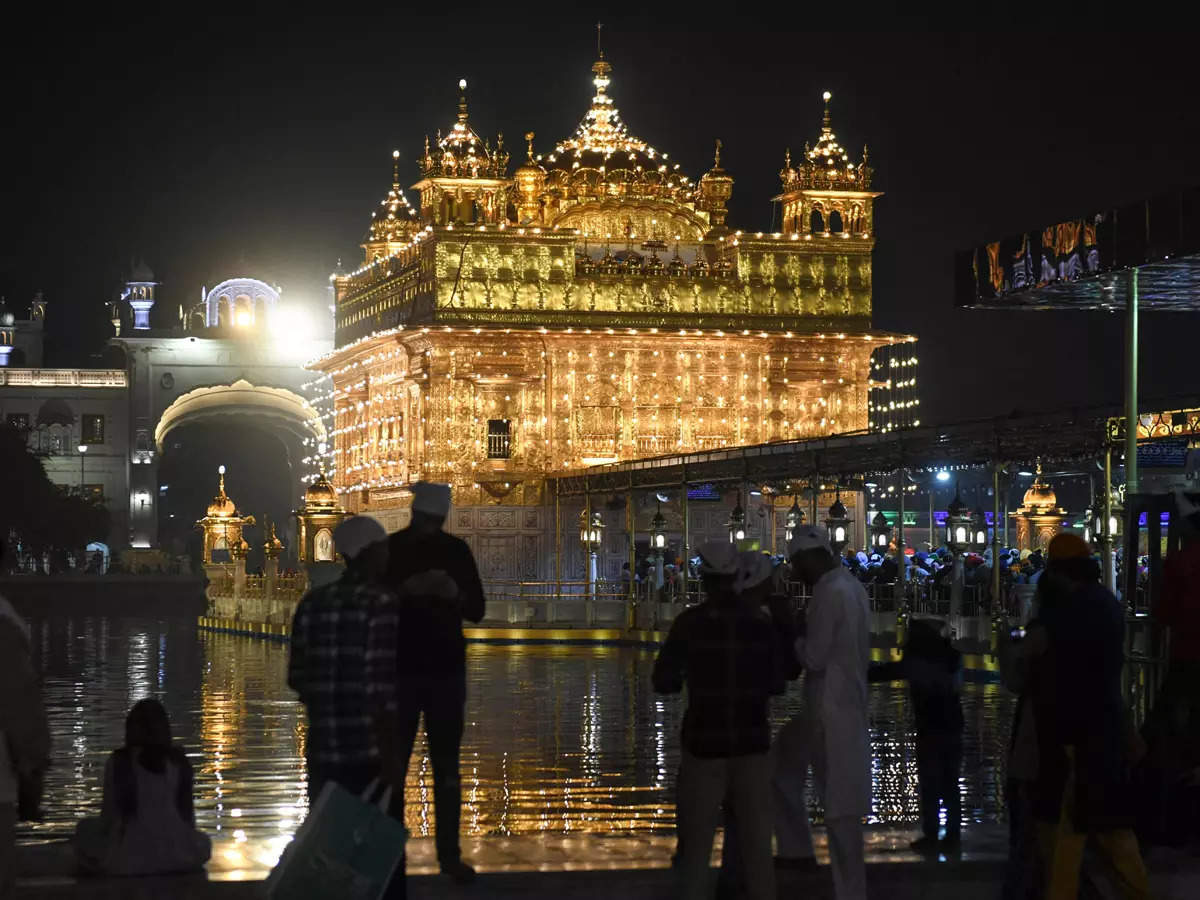 Guru Nanak Jayanti 2021: Sikh devotees from all over India celebrate Gurpurab