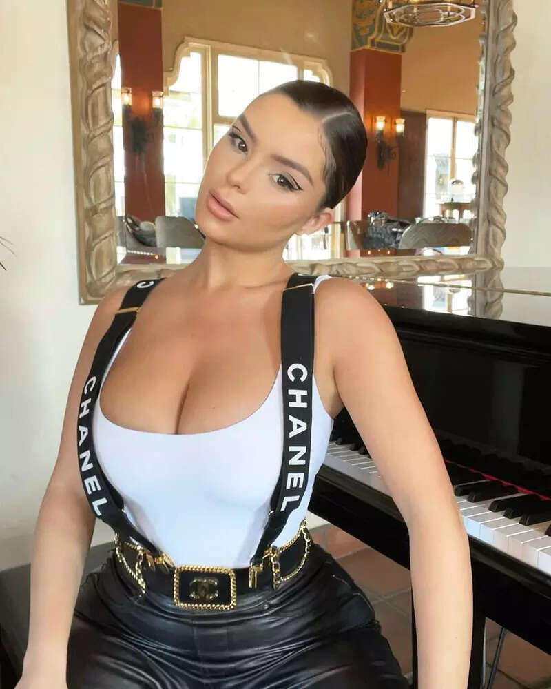 Instagram sensation shakes up the internet Instagram sensation shakes up the internet