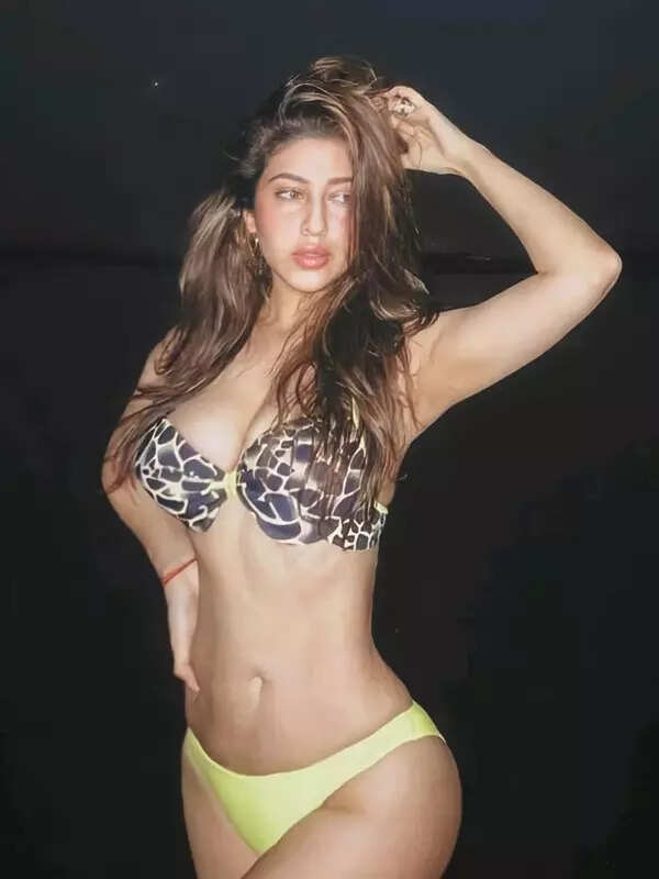 <BR> is turning heads with her bewitching pictures <BR> is turning heads with her bewitching pictures
