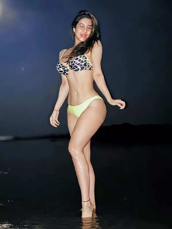 <BR> is turning heads with her bewitching pictures <BR> is turning heads with her bewitching pictures
