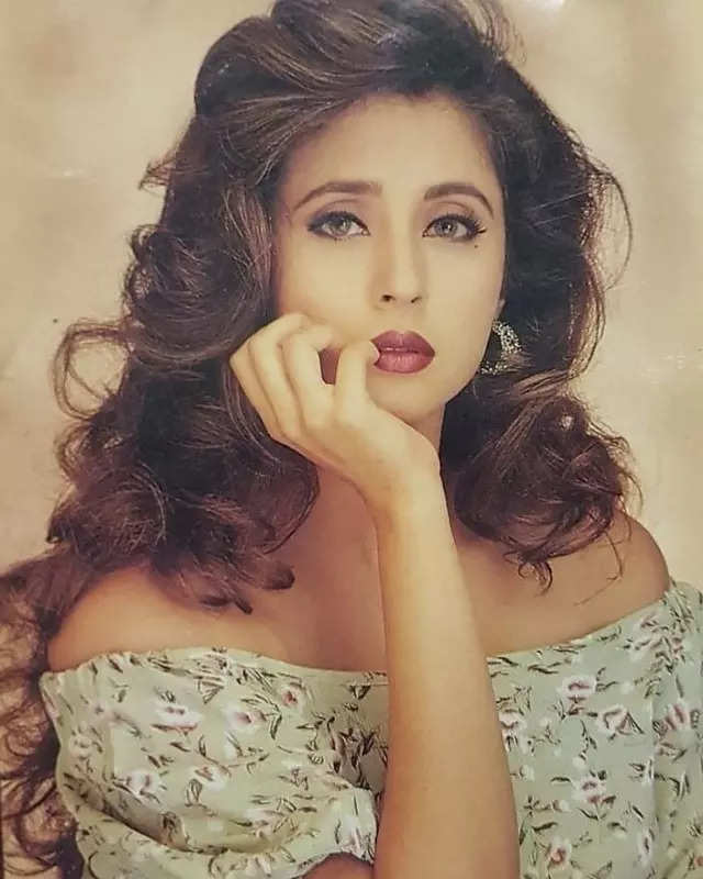 #ETimesTrendsetters: Urmila Matondkar's 90s fashion is still in vogue, these pictures prove why the actress is our stylish girl next door!