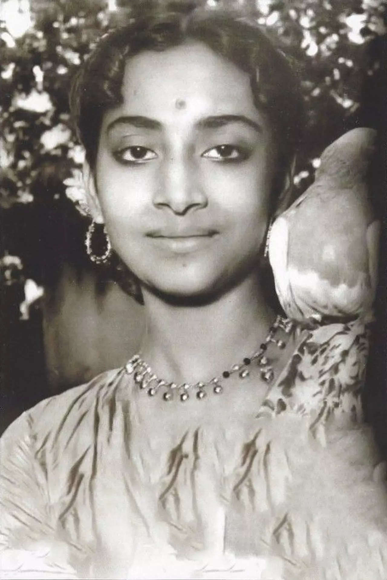 #GoldenFrames: Geeta Dutt, the soulful singer of Indian Cinema