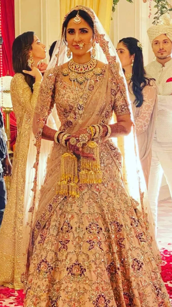 Vicky Kaushal-Katrina Kaif wedding: Everything about Katrina Kaif's ₹1 lakh Rajasthani Mehendi | Times of India