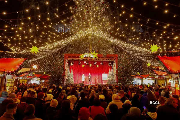 These pictures from Christmas markets around the world will arouse you for outdoor celebrations