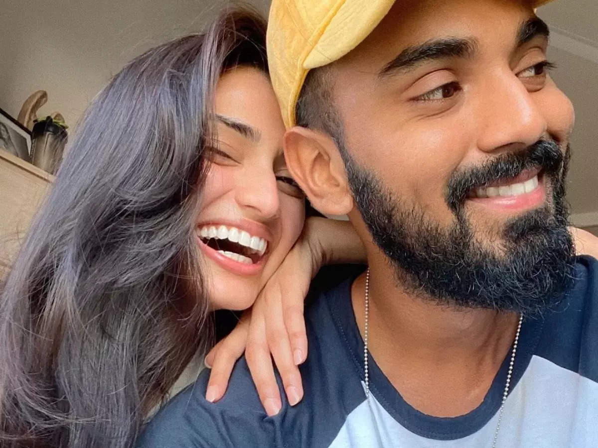 Athiya Shetty and KL Rahul's love story! | The Times of India