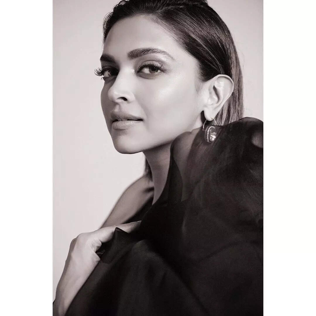 deepikapadukone_262555358_313935347054592_3700946251968503007_n