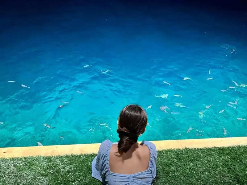 Anushka Sen is painting Instagram blue with her mesmerising holiday pictures from Maldives