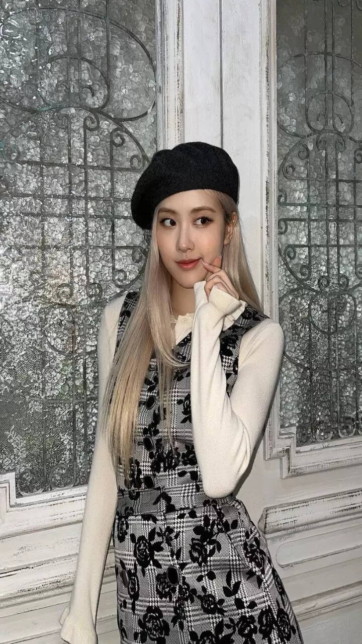 Blackpink's Rosé's prettiest dresses 