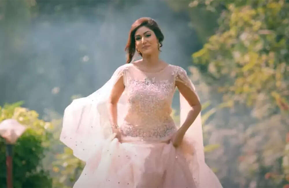 Eradu-Saaviradha-Ippattu-Gopikeyaru1