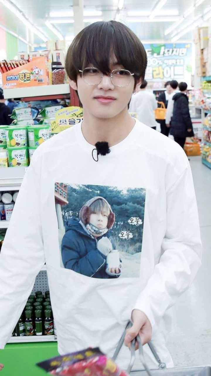 BTS' V has the quirkiest shirts in his 