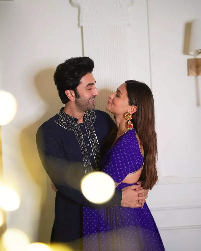 From Alia Bhatt-Ranbir Kapoor to Malaika Arora-Arjun Kapoor, lovely pictures of celebrity couples who might get married in 2022
