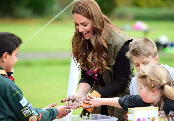 Year-ender 2021: Queen Elizabeth, Catherine and many more; these images of the year capture Royals