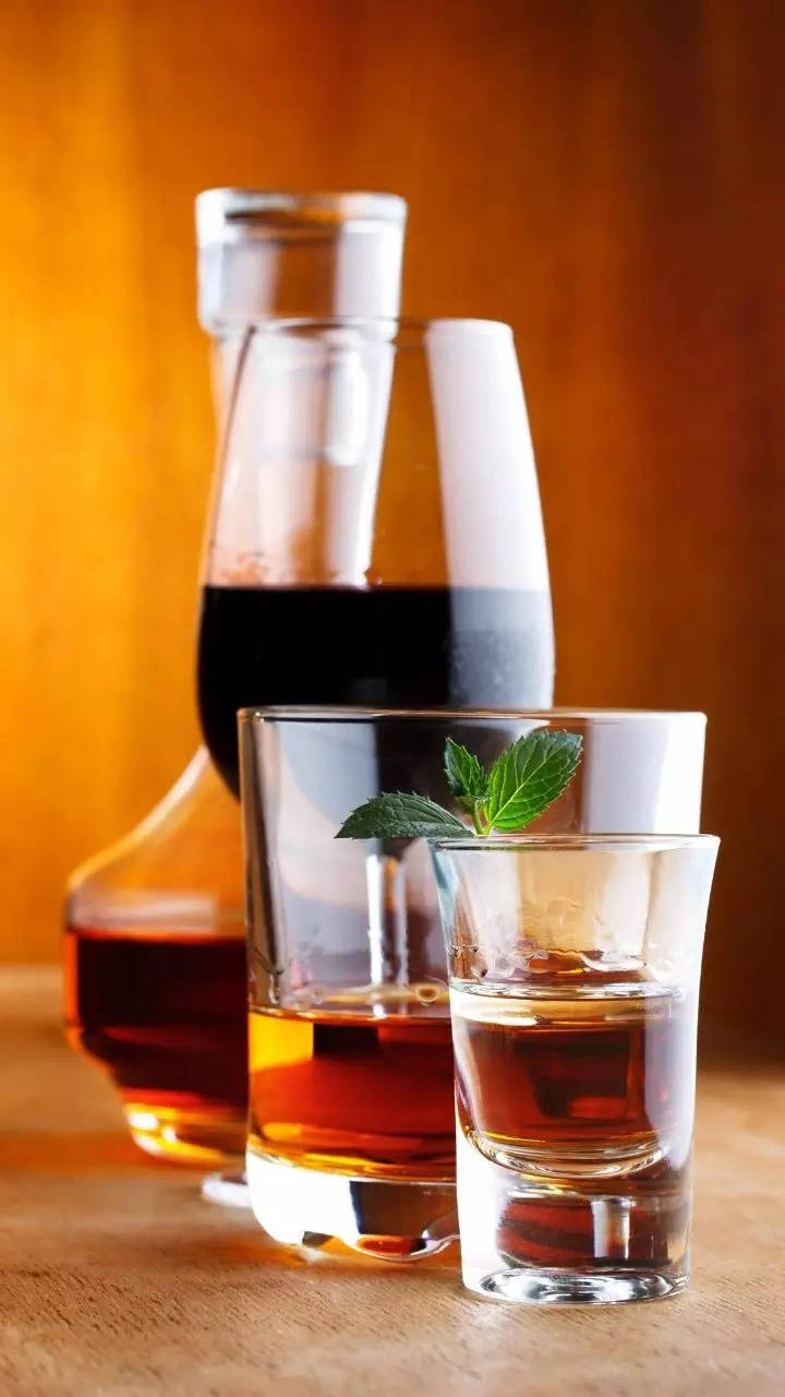 8 ingredients that can make your glass of alcohol healthier