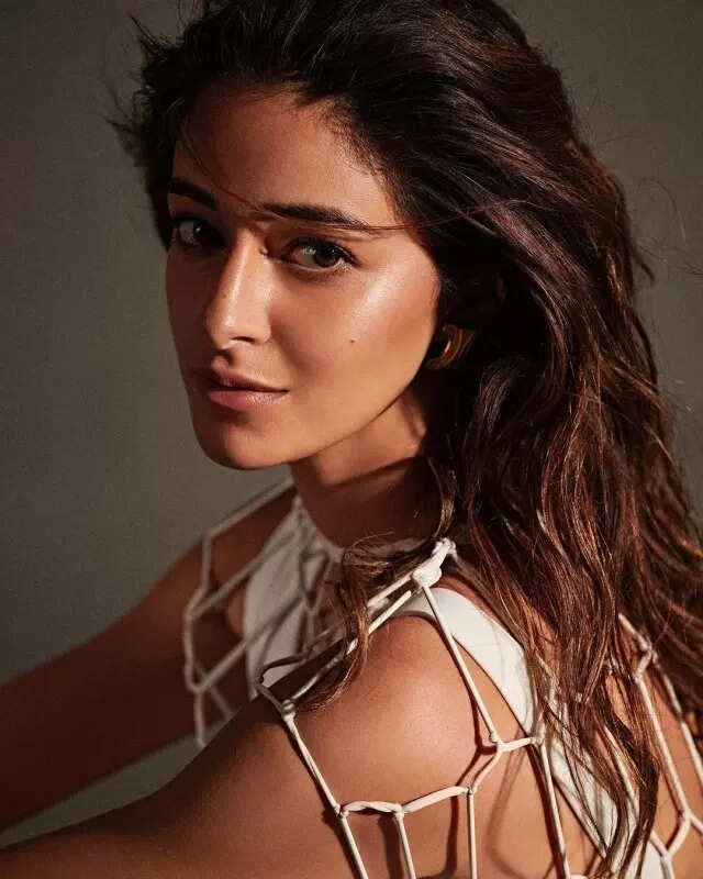 Ananya Panday wows the internet in a white monokini paired with net, see stylish pictures