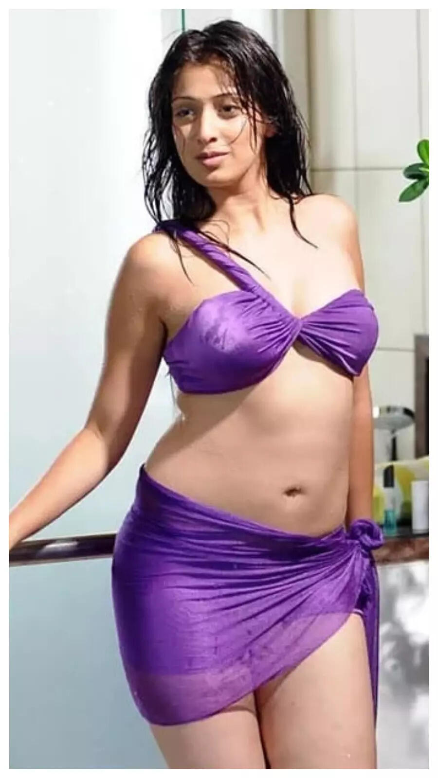 Mesmerizing looks of Raai Laxmi | Times of India