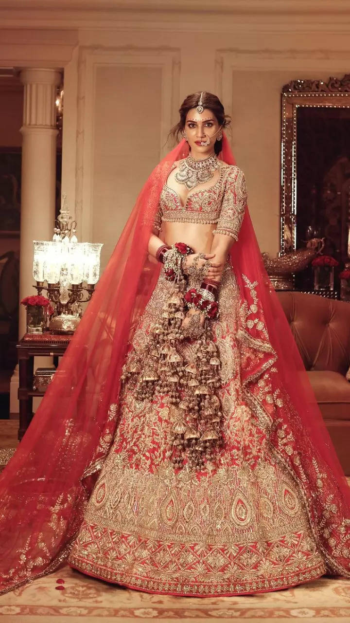 lacha dulhan dress