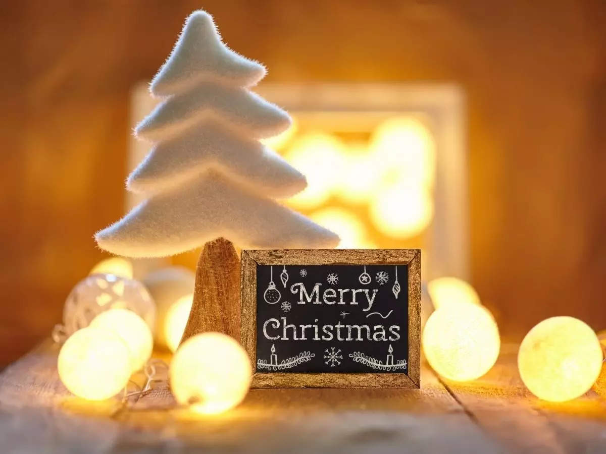 Merry Christmas, Christmas Wishes, Christmas messages, Christmas quotes, Christmas images, Christmas facebook and Whatsapp status