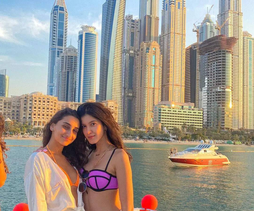 Shanaya Kapoor is making heads turn with her bewitching pictures in a stylish beach wear