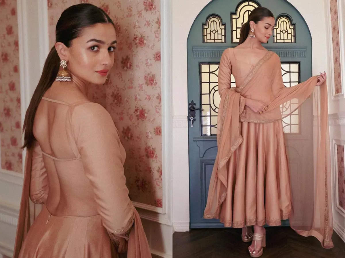 Alia Bhatt S Nude Backless Anarkali Is Heating Up The Internet The Times Of India