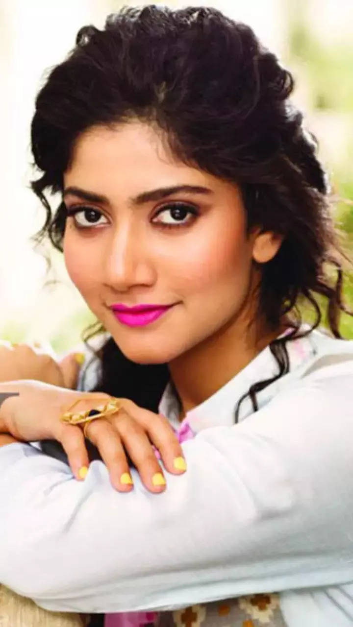 720px x 1280px - From Sai Pallavi to Samantha Ruth Prabhu: Lipstick inspiration from South  Indian sensations | Times of India