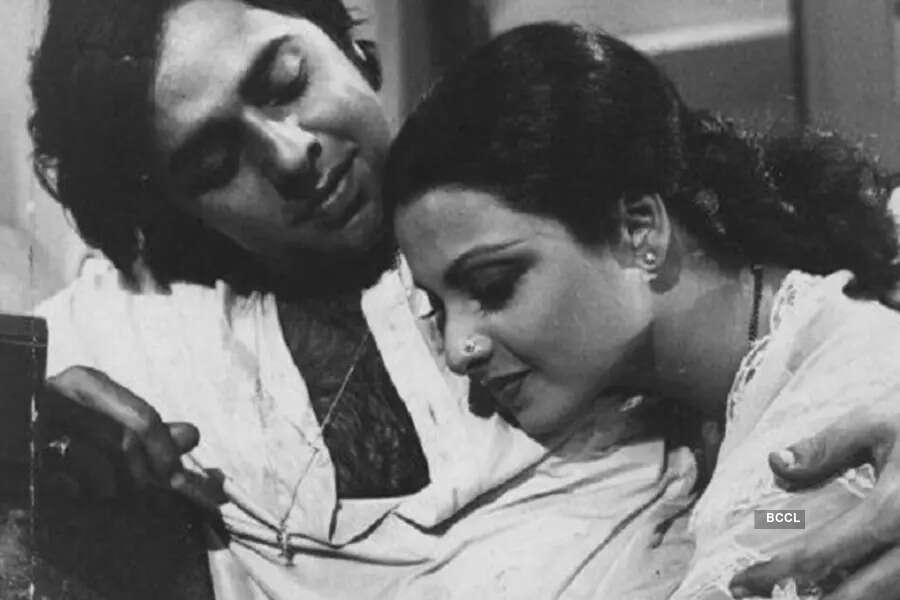 Vinod Mehra and Rekha's pictures