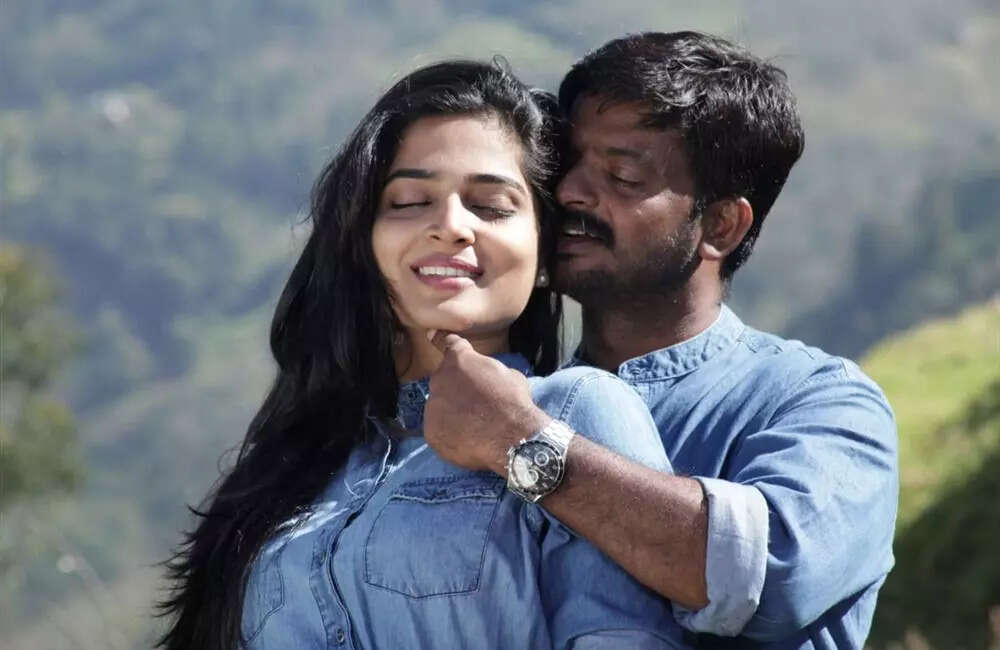 Meendum1