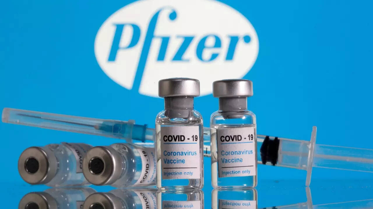 Editorial Infographic Analysis: FDA plans to allow 12- to 15-year-olds to receive pfizer boosters