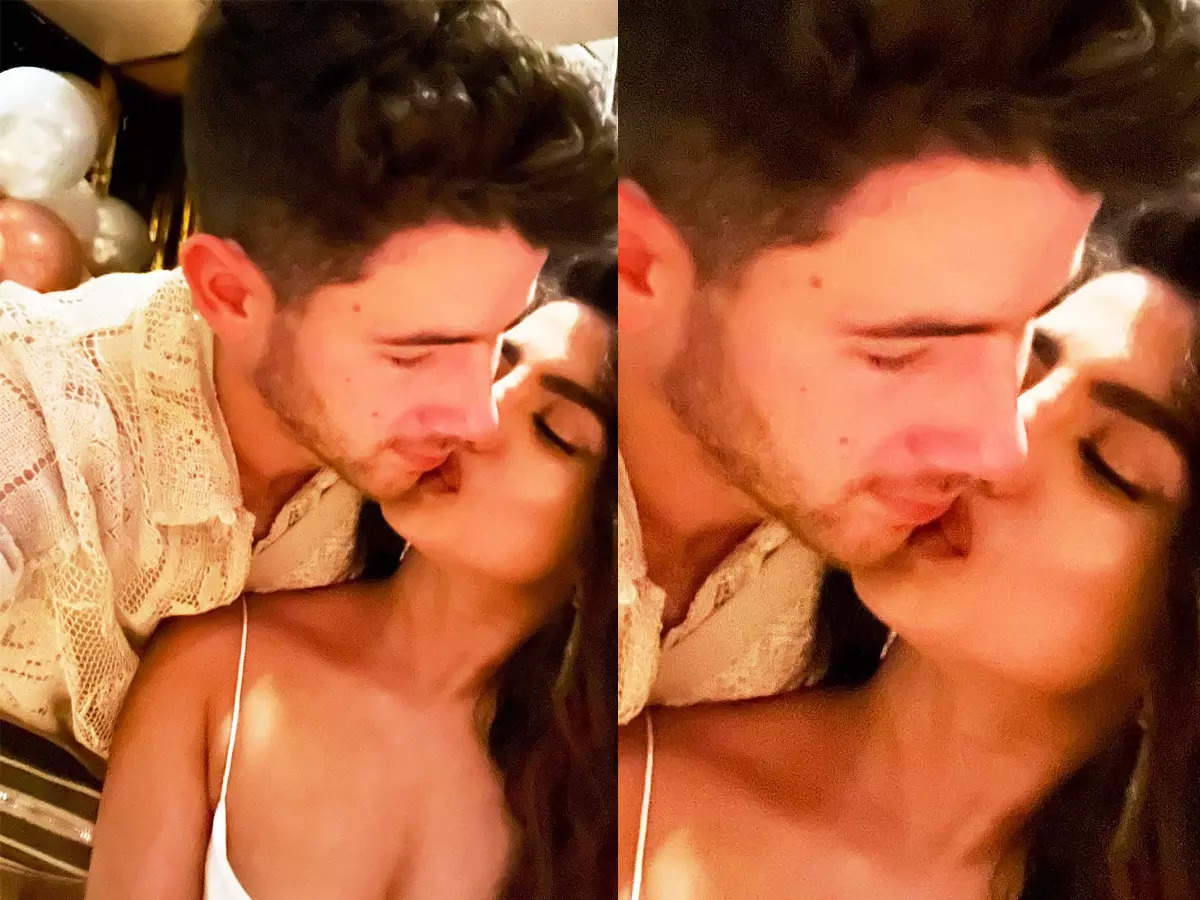 Priyanka Chopra and Nick Jonas welcome New Year with this romantic kissing picture