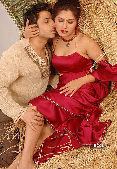 B'wood's hottest movie scenes