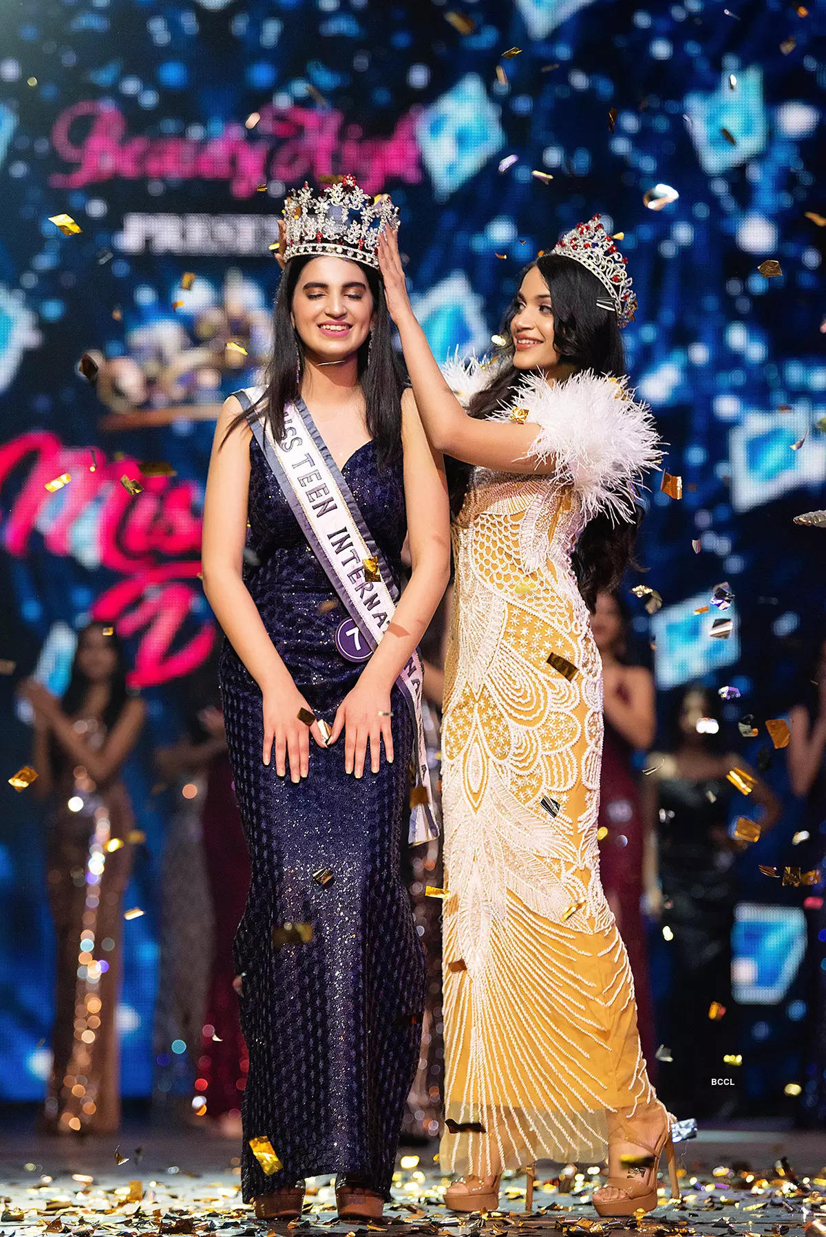 Pictures of Mannat Siwach crowned Miss Teen International India at Miss Teen Diva 2021