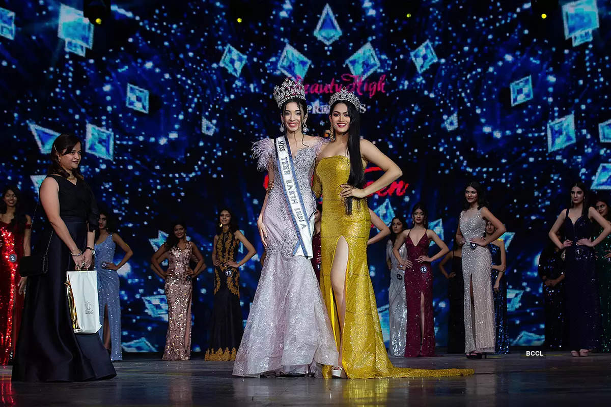 Pictures of Rabia Hora crowned Miss Teen Earth India at Miss Teen Diva 2021