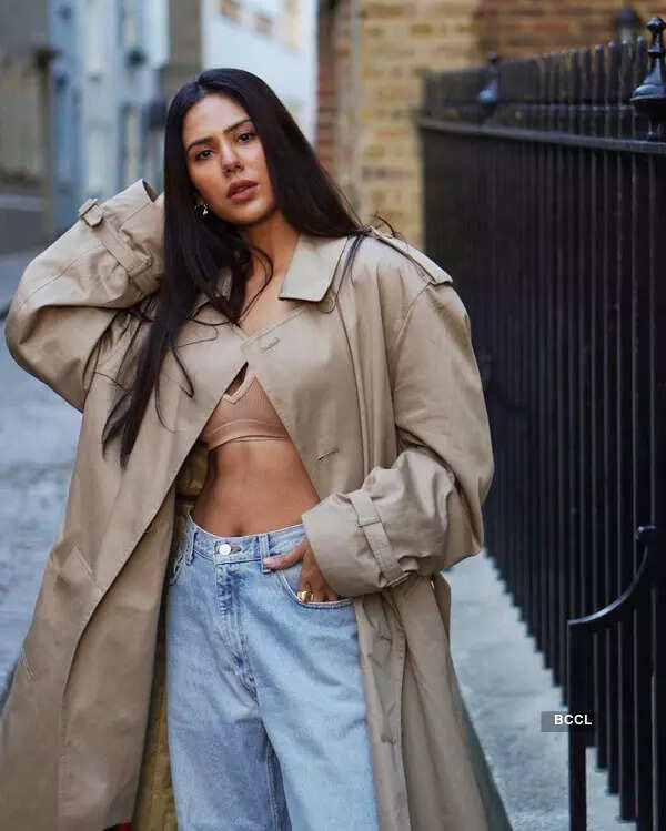 Punjabi actress Sonam Bajwa is ruling social media with her scintillating pictures...