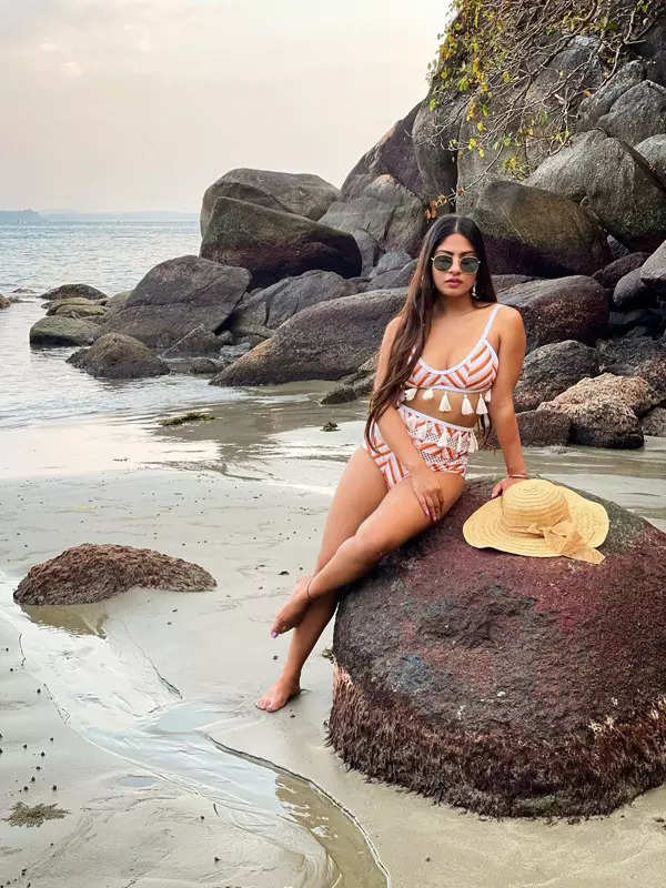 Yeh Hai Mohabbatein actress Krishna Mukherjee gives us major travel goals with her Lakshadweep vacation pictures