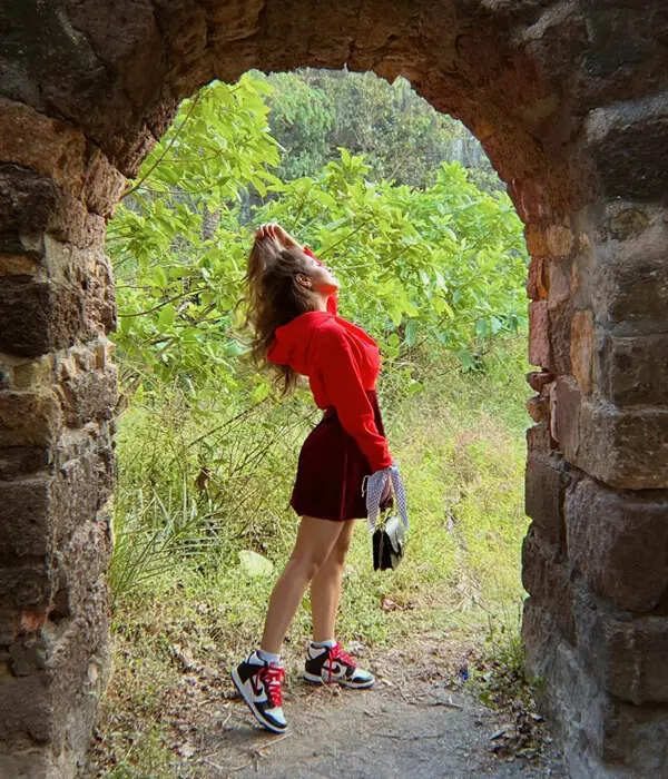 <BR> is turning heads with her bewitching pictures <BR> is turning heads with her bewitching pictures