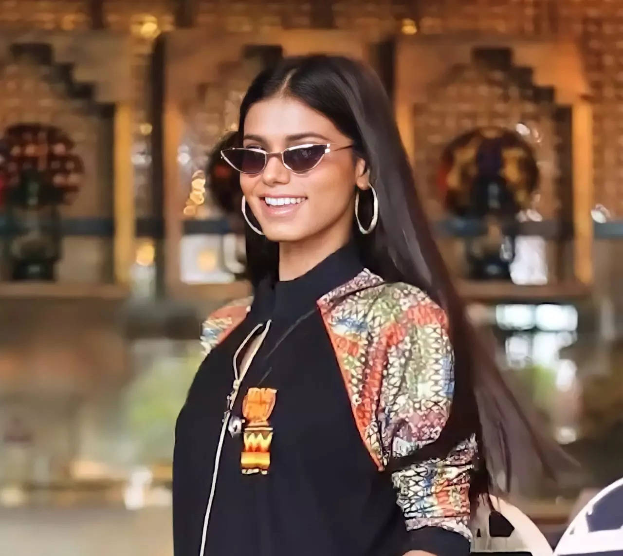 Watch Ankita Singh up the glam game with LIVA fabric