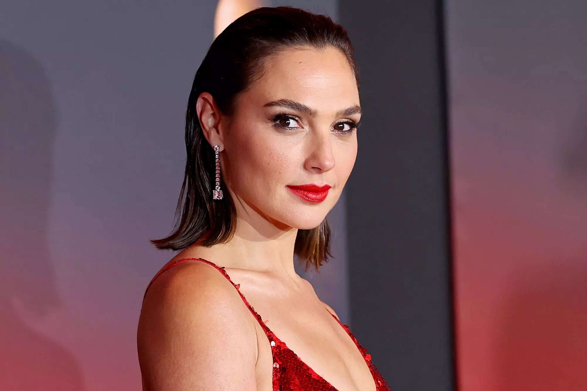 Wonder Woman' actress Gal Gadot to produce and star in the remake