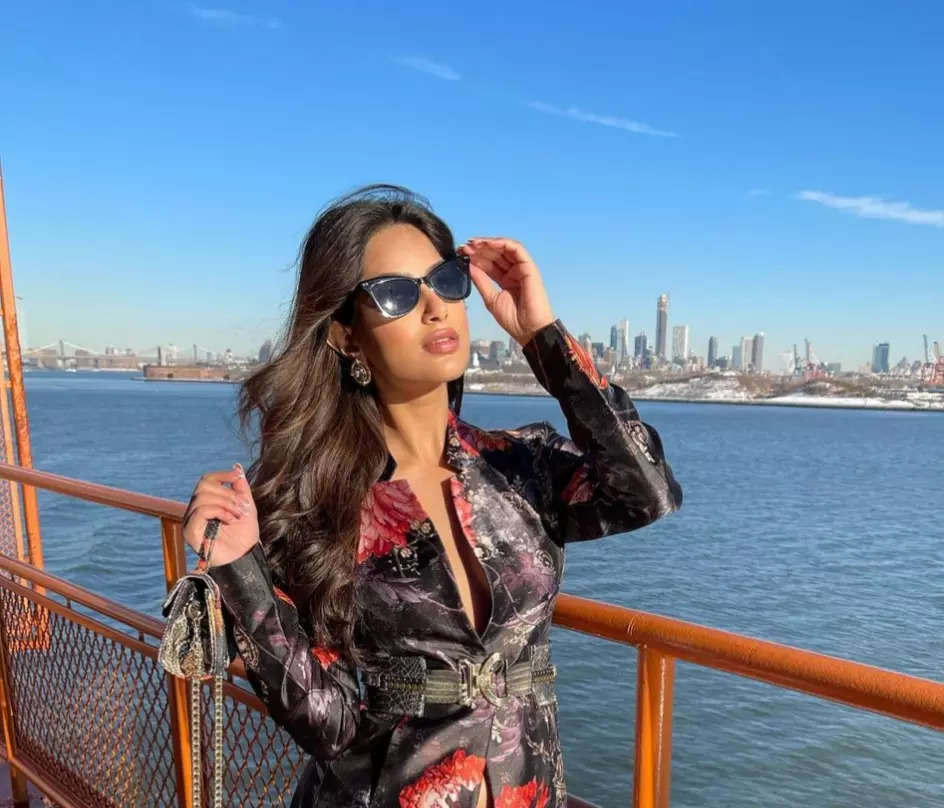 Harnaaz Kaur Sandhu slays in a floral pantsuit for her ferry trip in New York!