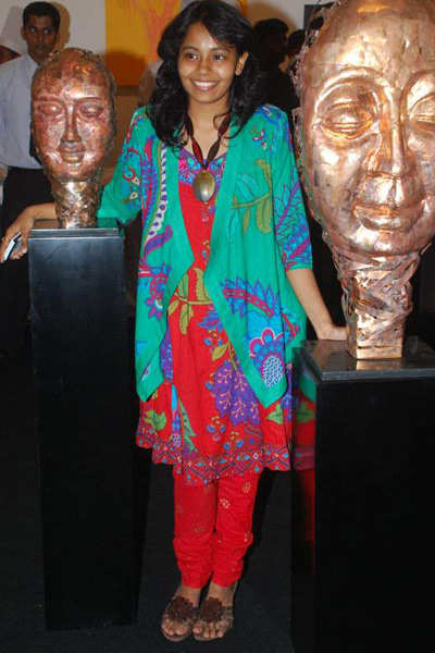 Nisha Jamwal hosts an art exhibition 