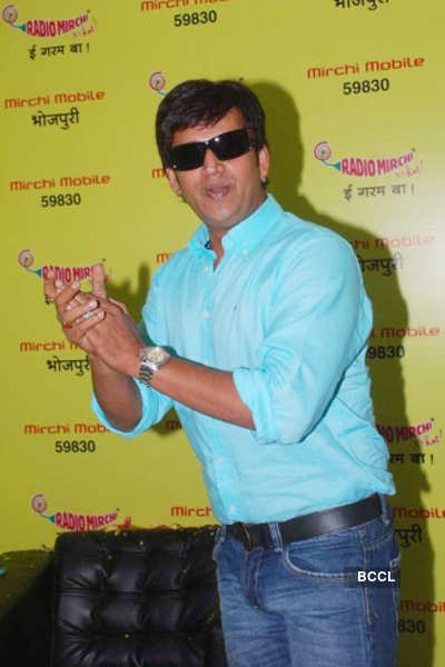 Ravi launches Bhojpuri Mirchi mobile
