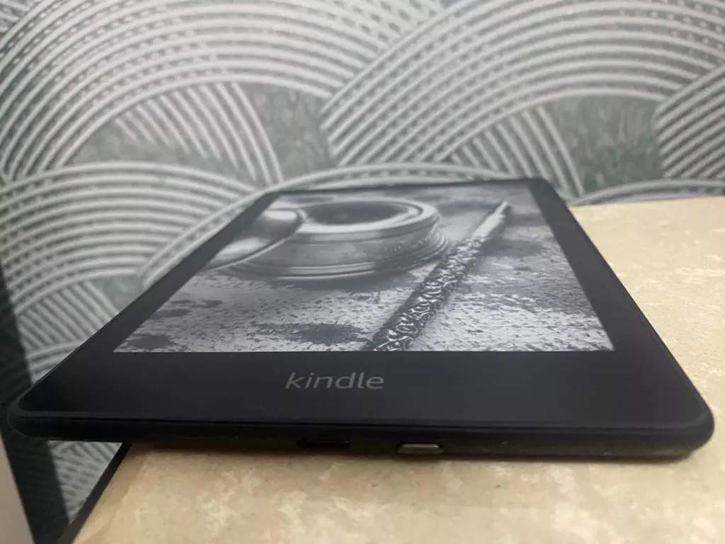 launches next-generation Kindle Paperwhite, Kindle Paperwhite  Signature edition in India, Rs 13,999
