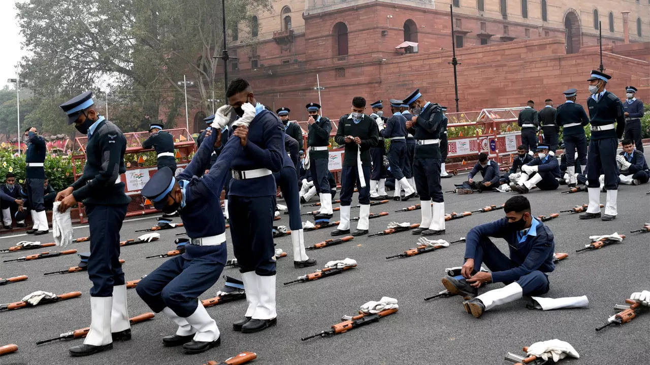 Republic Day: Delhi-NCR Under High Security Cover After Intel Inputs Of ...